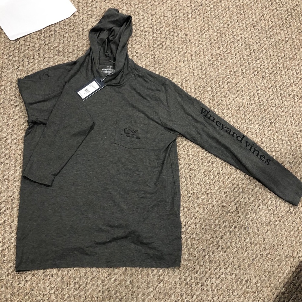 Vineyard vines shirt
